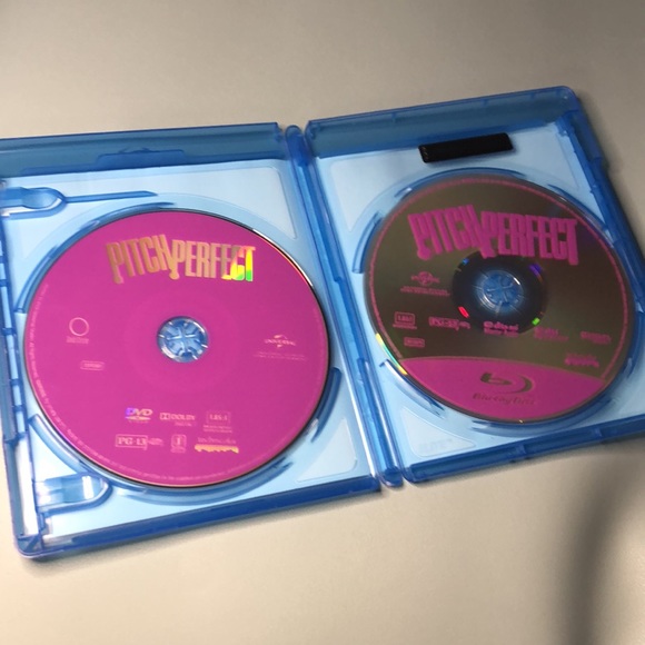 Pitch Perfect Blu-Ray - Picture 3 of 3